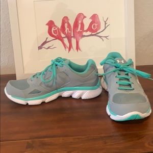 Under Amour Women’s Micro G Tennis Shoes